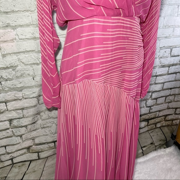 BCBG Apricot Stripe Dolman Surplice Dress 8 - Picture 11 of 14